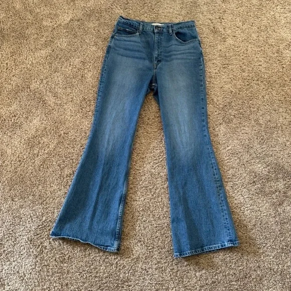 Levi's Premium 70'S HIGH RISE FLARE WOMEN'S JEANS size 31 - Picture 11 of 12